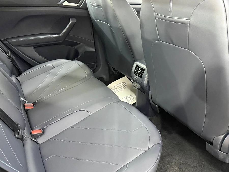 Volkswagen Tharu XR, 2025г., передний привод, робот