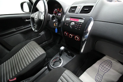 Suzuki SX4, 2013г, передний привод, автомат