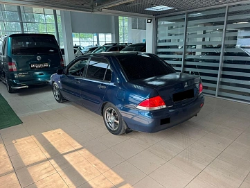 Mitsubishi Lancer, 2006г, передний привод, механика