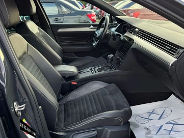 Volkswagen Passat, 2019г, полный привод, робот