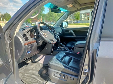 Toyota Land Cruiser, 2011г, полный привод, автомат
