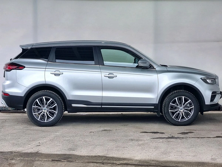 Geely Atlas Pro, 2024г., передний привод, автомат