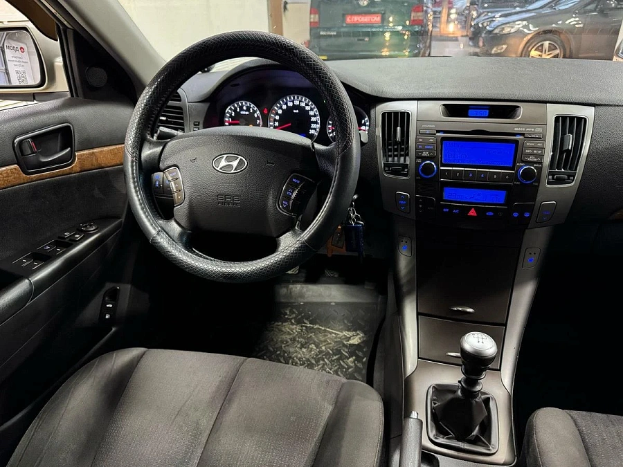 Hyundai Sonata, 2008г., передний привод, механика