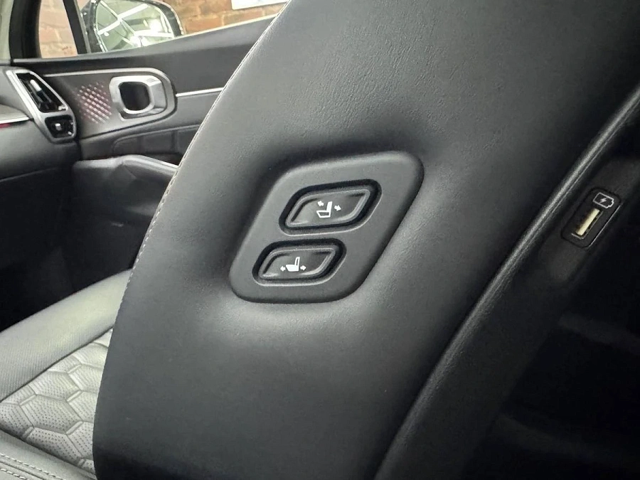 Kia Sorento, 2021г., полный привод, автомат