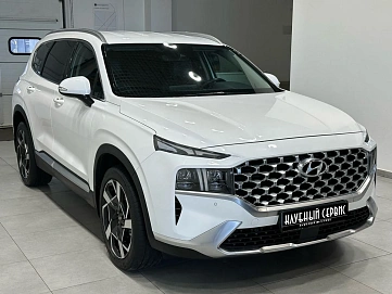 Hyundai Santa Fe, 2021г, полный привод, робот