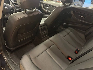 BMW 3 серии, 2012г., задний привод, автомат