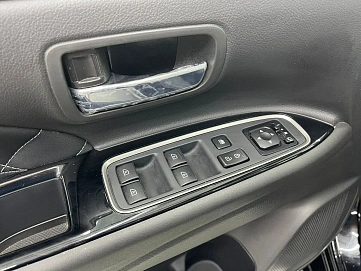 Mitsubishi Outlander, 2022г, передний привод, вариатор