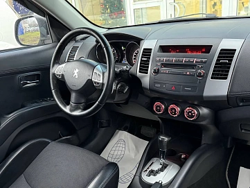 Peugeot 4007, 2011г, полный привод, вариатор