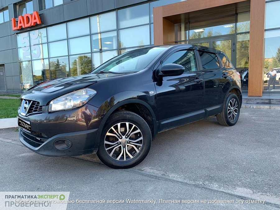 Nissan Qashqai, 2011г., передний привод, механика