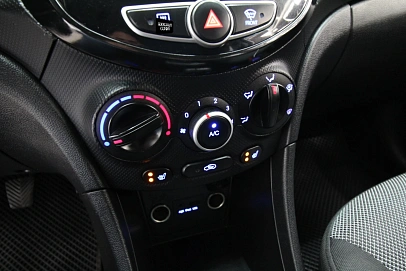Hyundai Solaris, 2013г, передний привод, механика
