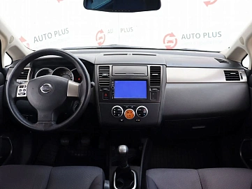 Nissan Tiida, 2008г, передний привод, механика
