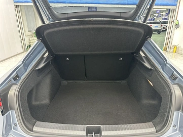 Volkswagen Lamando, 2022г, передний привод, робот