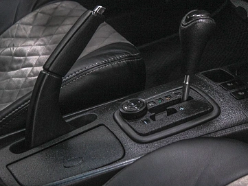 Hyundai Sonata, 2005г, передний привод, автомат