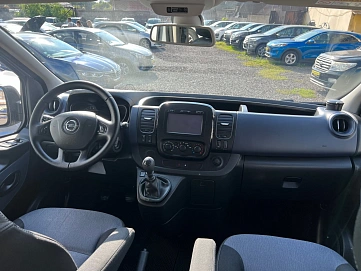 Opel Vivaro, 2018г, передний привод, механика