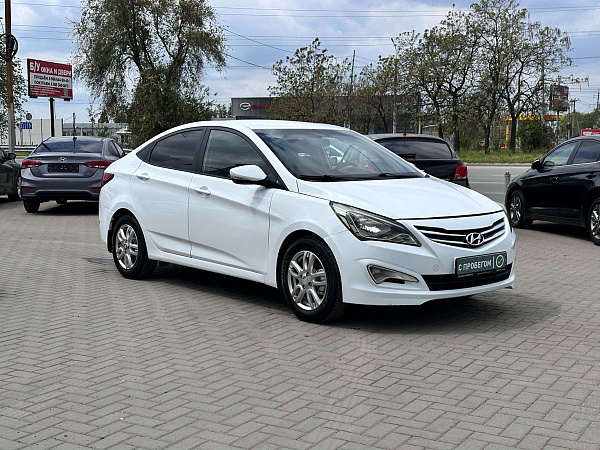 Hyundai Solaris, 2015г., передний привод, механика