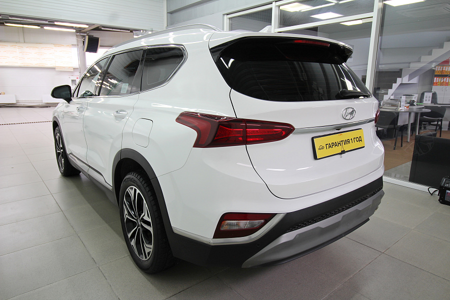Hyundai Santa Fe, 2019г., передний привод, автомат