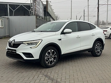 Renault Arkana, 2019г, передний привод, вариатор