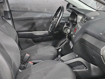 Kia Rio, 2015г, передний привод, автомат
