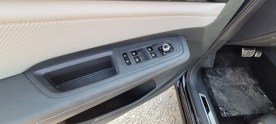 Volkswagen Teramont, 2026г., полный привод, робот