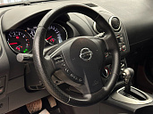 Nissan Qashqai, 2012г., передний привод, вариатор