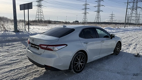Toyota Camry, 2021г, передний привод, автомат