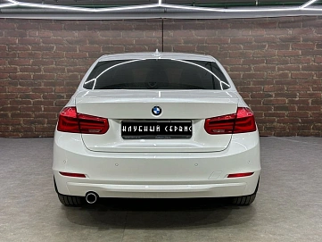 BMW 3 серии, 2018г, задний привод, автомат
