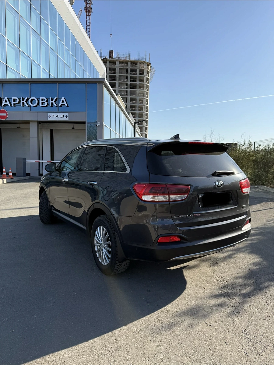 Kia Sorento, 2016г., полный привод, автомат