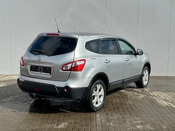 Nissan Qashqai+2, 2012г., передний привод, механика