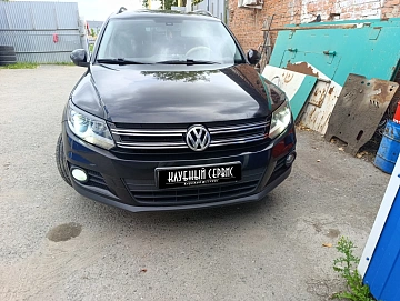 Volkswagen Tiguan, 2011г, передний привод, механика