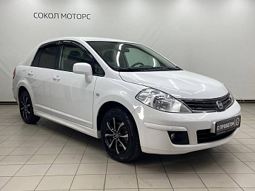 Nissan Tiida, 2013г, передний привод, механика