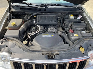 Jeep Grand Cherokee, 2006г, задний привод, автомат