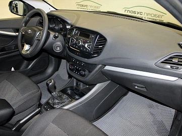 Lada (ВАЗ) Vesta, 2018г, передний привод, механика