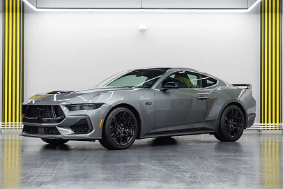 Ford Mustang, 2023г, задний привод, механика