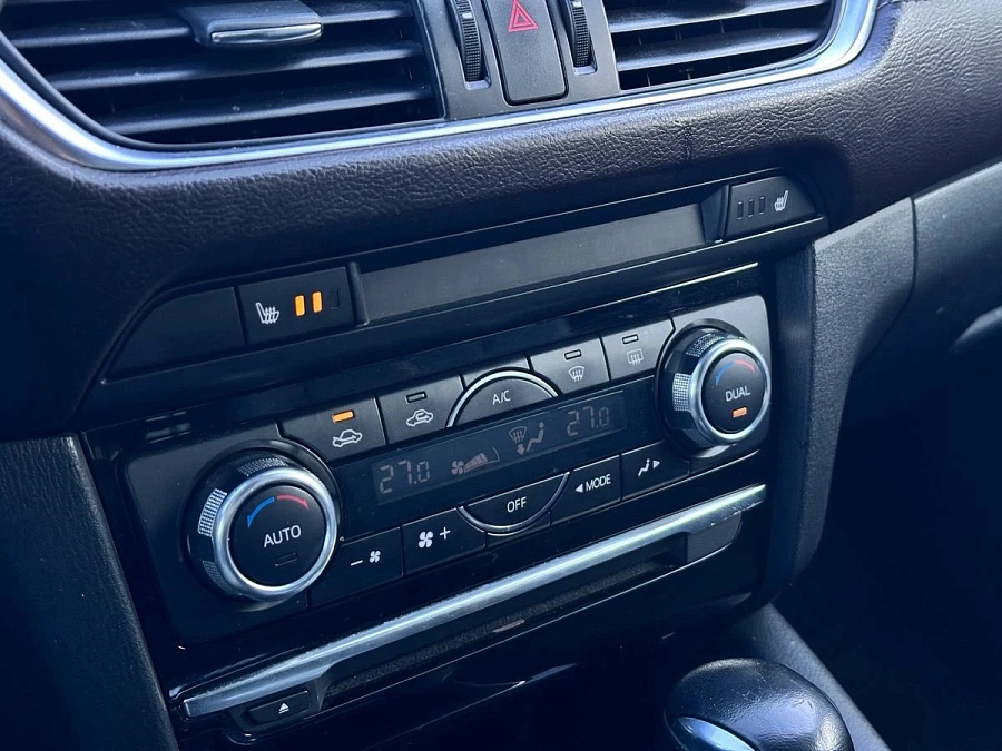 Mazda 6, 2015г., передний привод, автомат