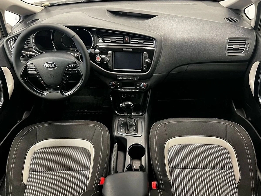 Kia Ceed, 2018г., передний привод, автомат