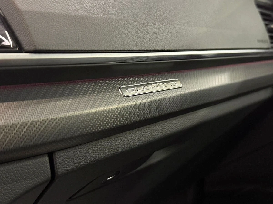 Audi , 2025г., полный привод, робот