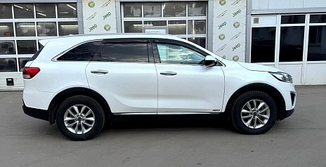 Kia Sorento, 2015г, полный привод, автомат