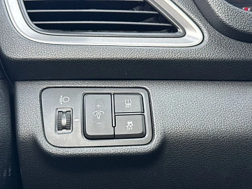 Hyundai Solaris, 2018г., передний привод, механика