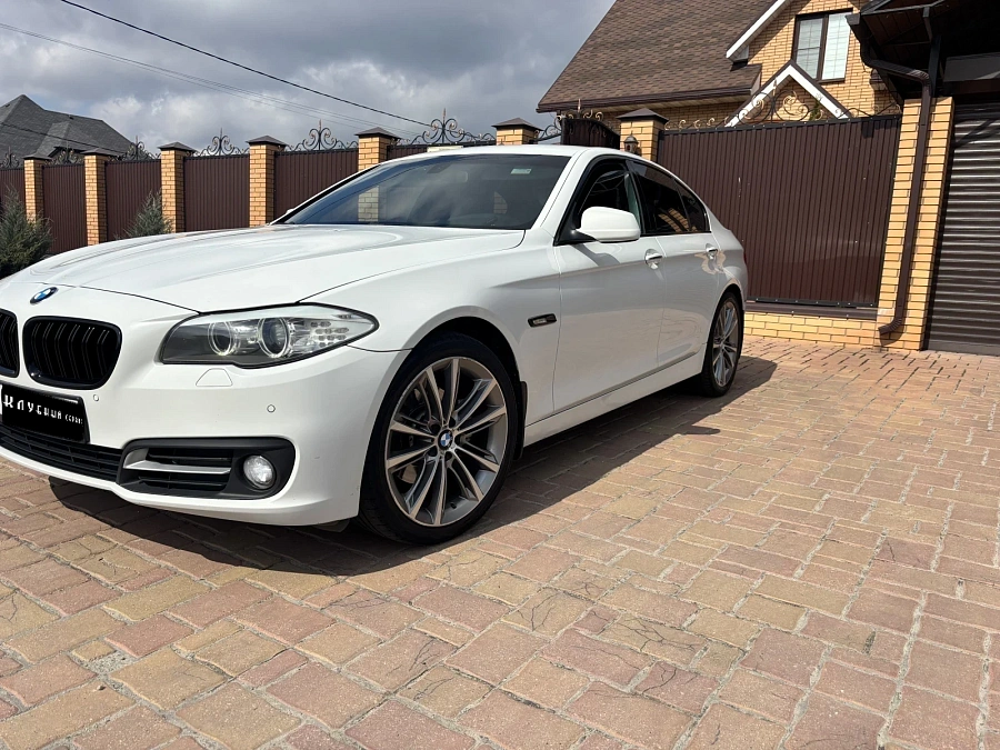 BMW 5 серии, 2012г., задний привод, автомат