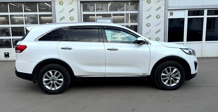 Kia Sorento, 2015г., полный привод, автомат