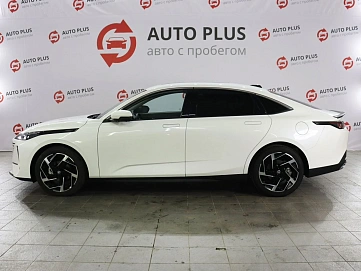 Changan Lamore, 2024г, передний привод, робот