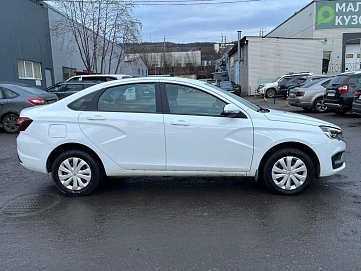 Lada (ВАЗ) Vesta, 2023г, передний привод, механика
