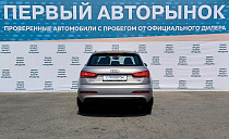 Audi Q3, 2013г., передний привод, автомат