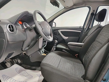 Renault Duster, 2013г, полный привод, механика