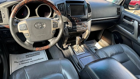 Toyota Land Cruiser, 2010г, полный привод, автомат