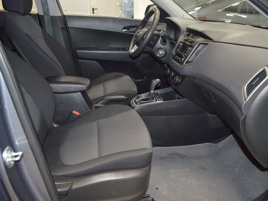 Hyundai Creta, 2017г., передний привод, автомат