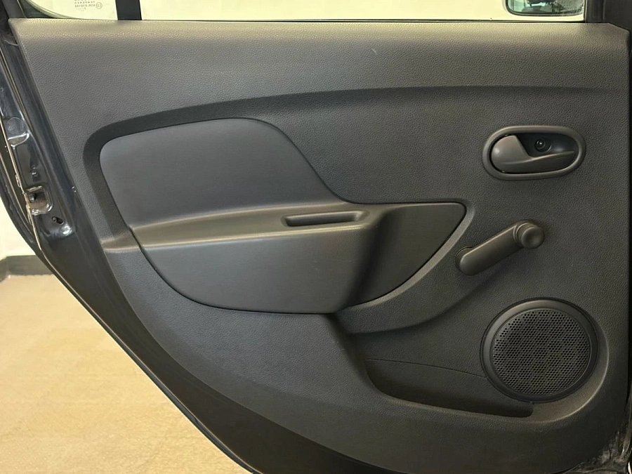 Renault Sandero, 2017г., передний привод, автомат