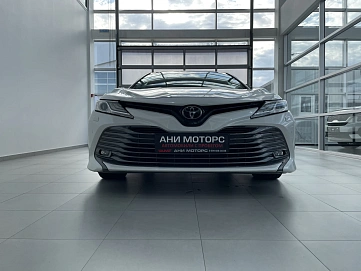Toyota Camry, 2020г, передний привод, автомат