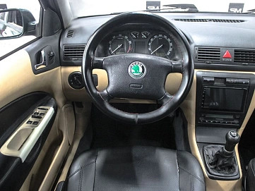 Skoda Octavia, 2001г, передний привод, механика