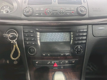 Mercedes-Benz E-Класс, 2005г, задний привод, автомат